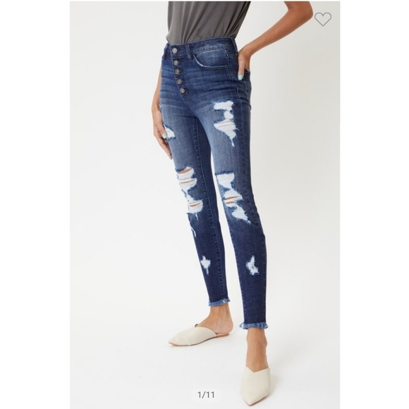 Kancan Super High Waisted Ankle Jeans - Picture 2 of 9